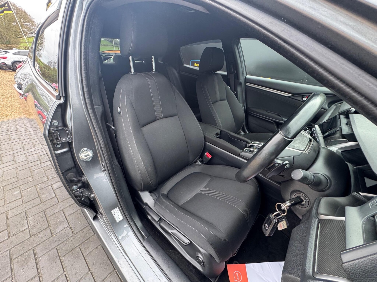 Used Honda Civic 2017 for sale - 77625371: Photo 15