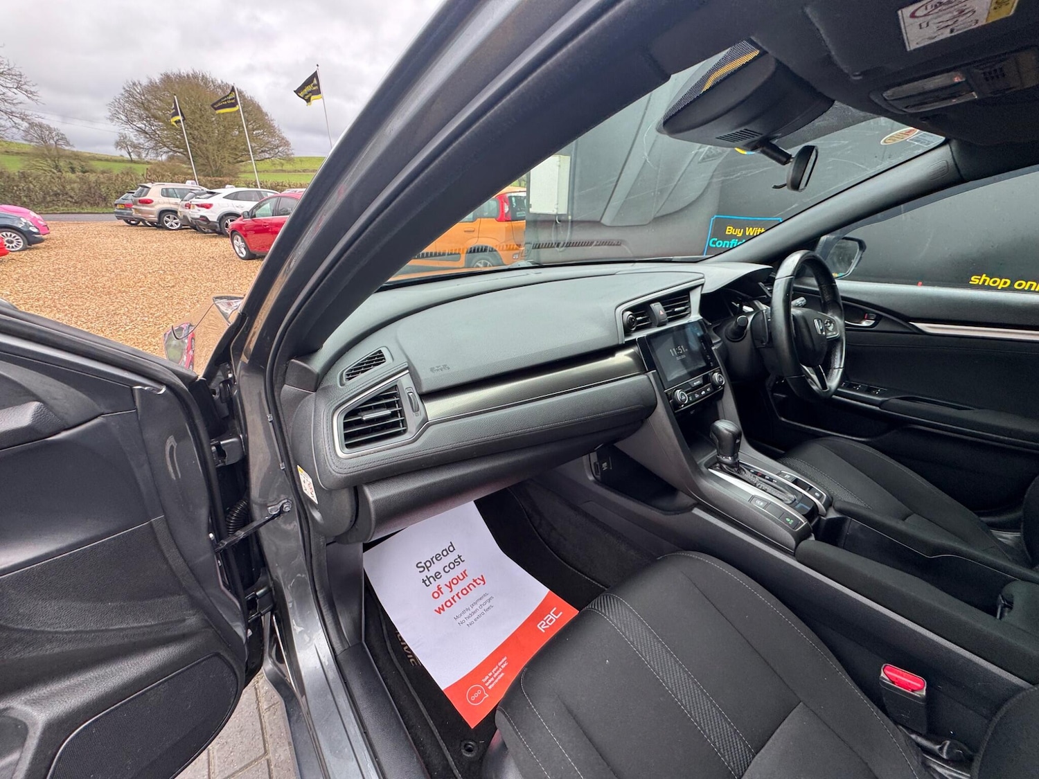 Used Honda Civic 2017 for sale - 77625371: Photo 17