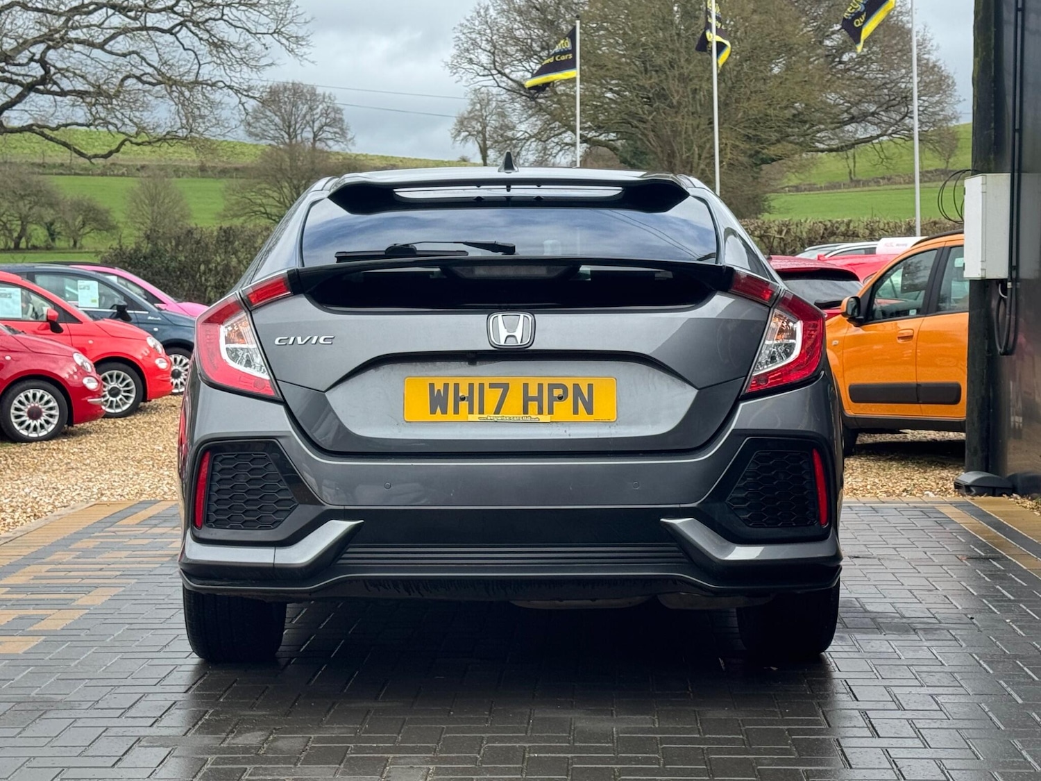 Used Honda Civic 2017 for sale - 77625371: Photo 4