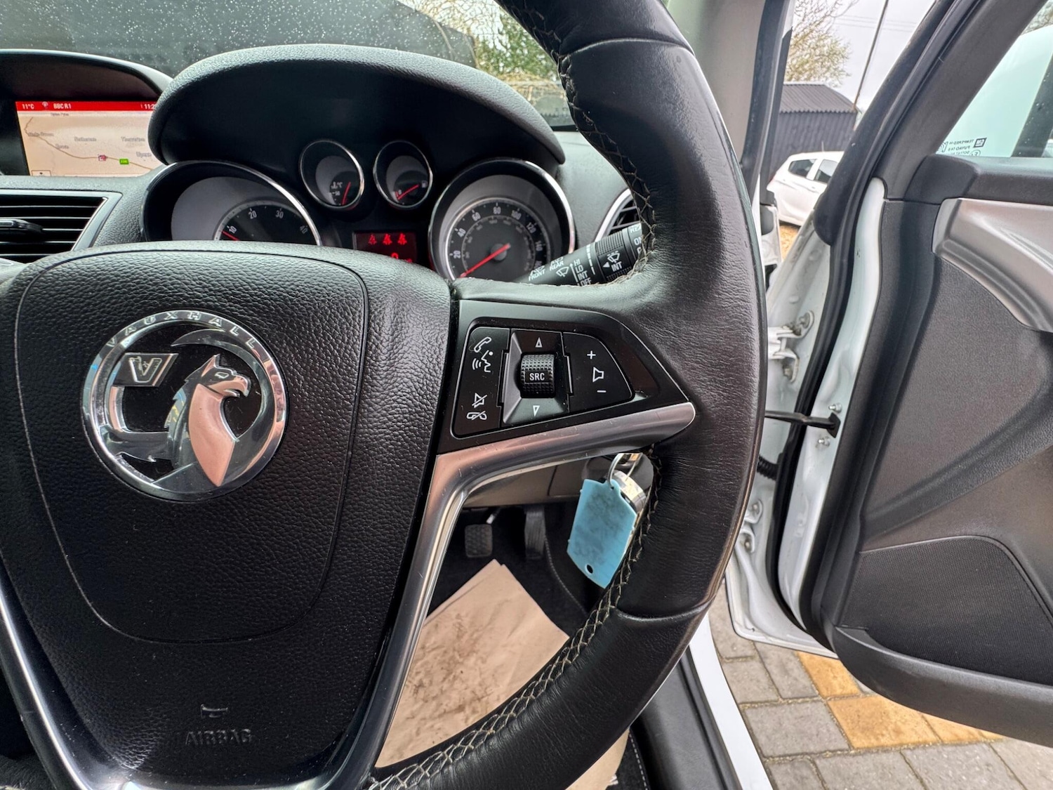 Used Vauxhall Mokka 2016 for sale - 77852870: Photo 24