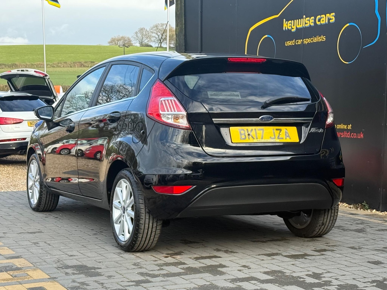Used Ford Fiesta 2017 for sale - 78047190: Photo 3