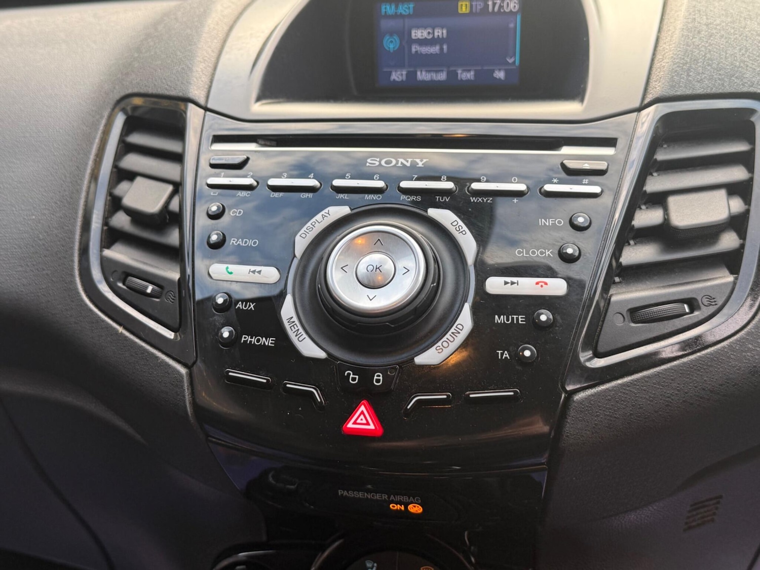 Used Ford Fiesta 2017 for sale - 78047190: Photo 31