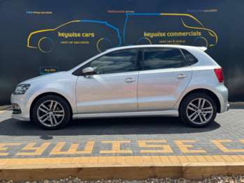 Used Volkswagen Polo 2016 for sale - 75363308: Photo