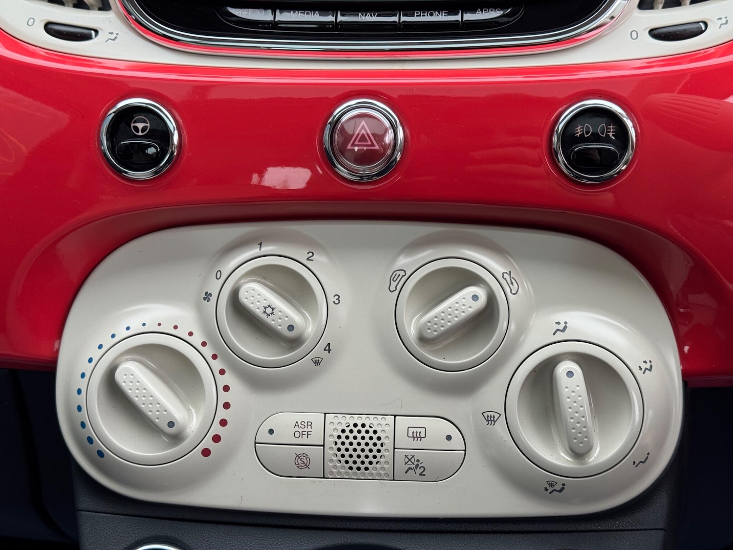 Used Fiat 500 2015 for sale - 76409568: Photo 30