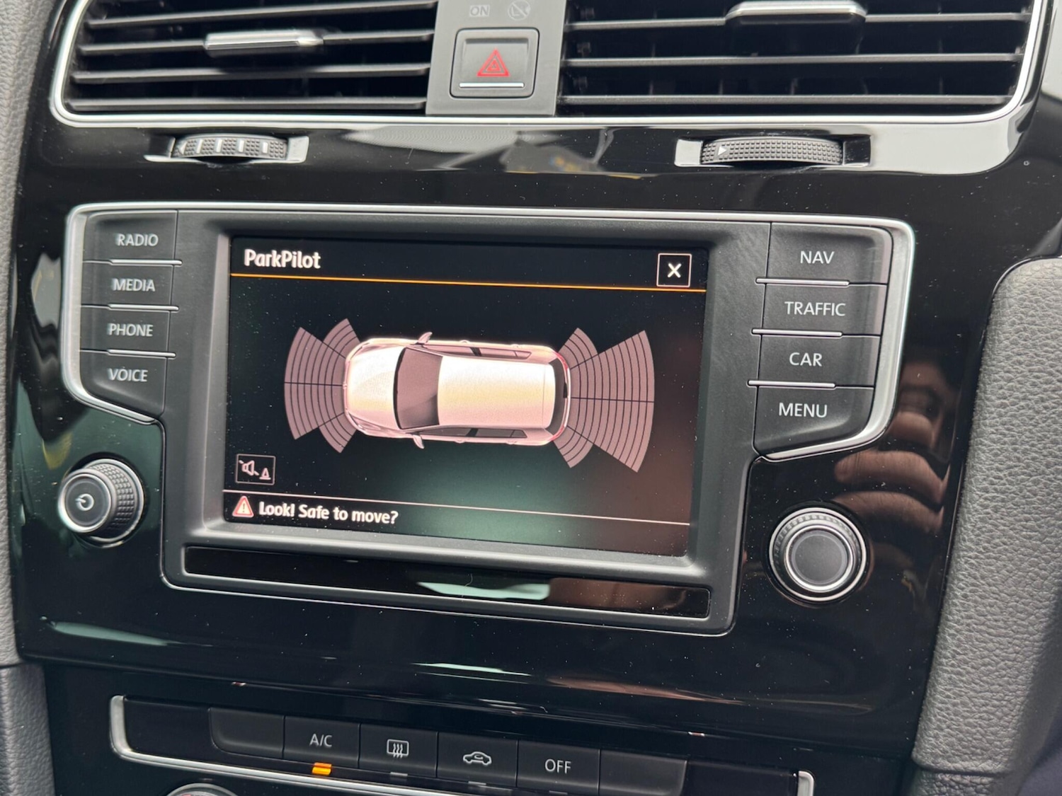 Used Volkswagen Golf 2016 for sale - 77424639: Photo 27