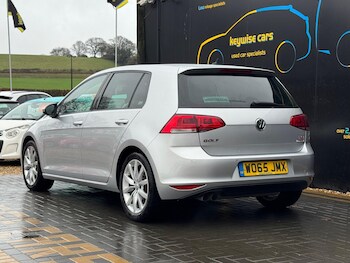 Used Volkswagen Golf 2016 for sale - 77424639: Photo