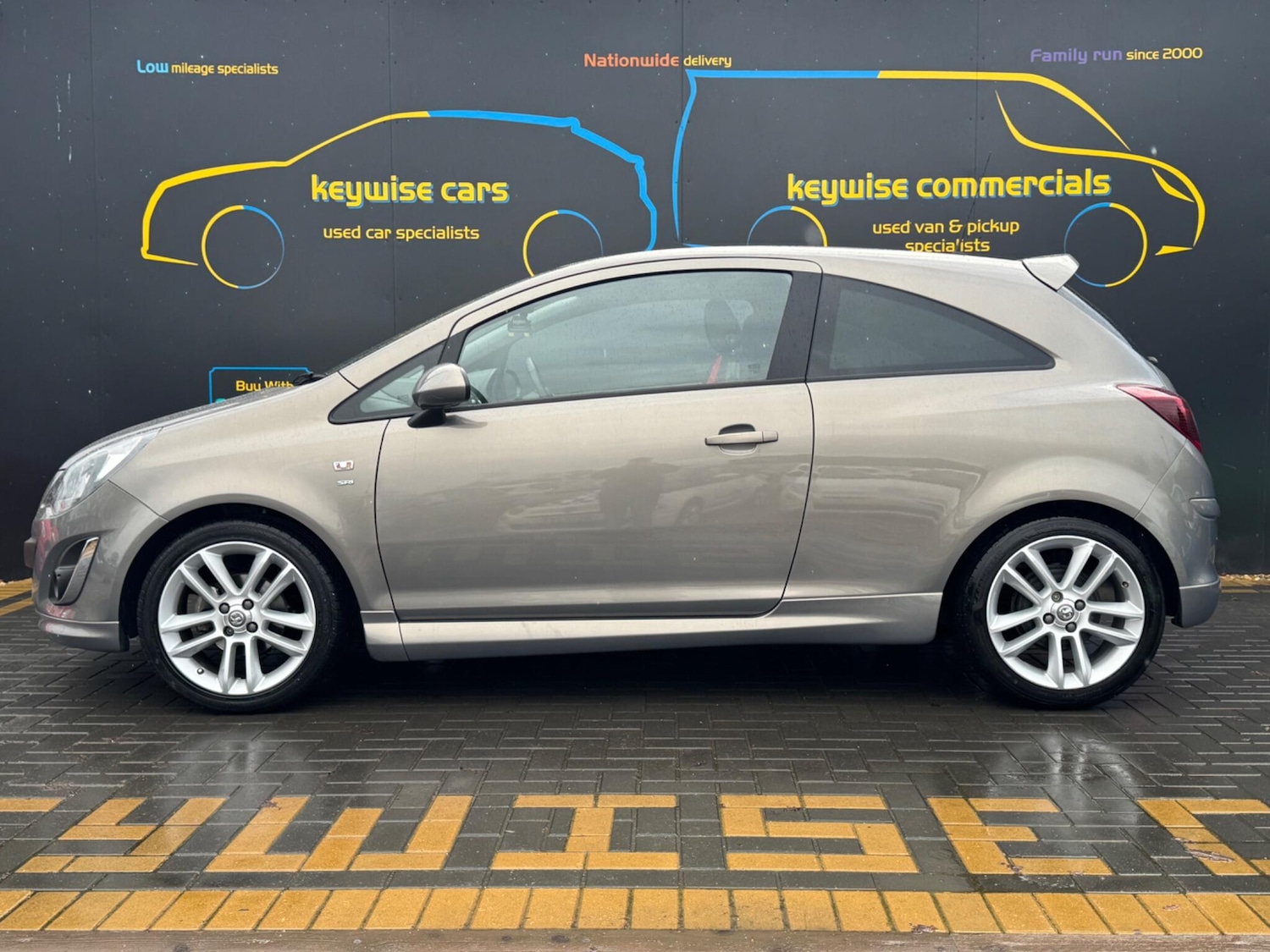 Used Vauxhall Corsa 2014 for sale - 77291693: Photo 2