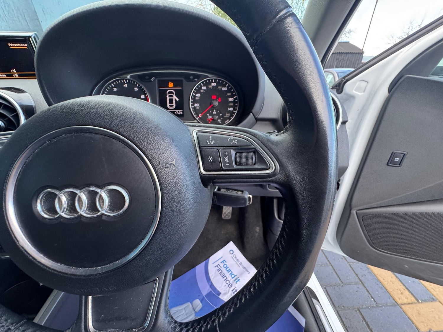 Used Audi A1 2015 for sale - 77229357: Photo 28