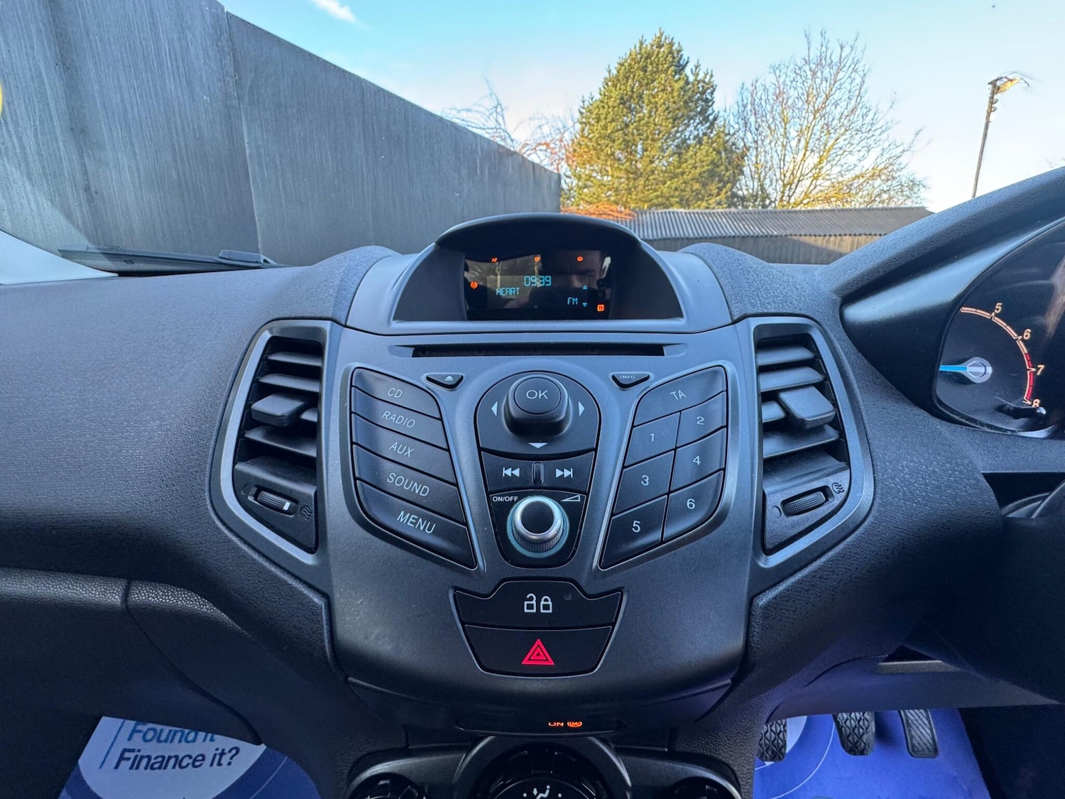 Used Ford Fiesta 2013 for sale - 77230219: Photo 24