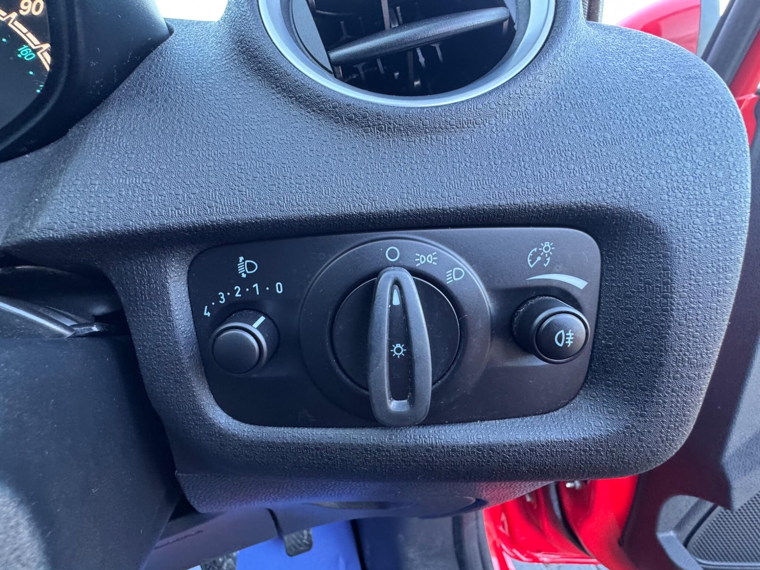 Used Ford Fiesta 2013 for sale - 77230219: Photo 28