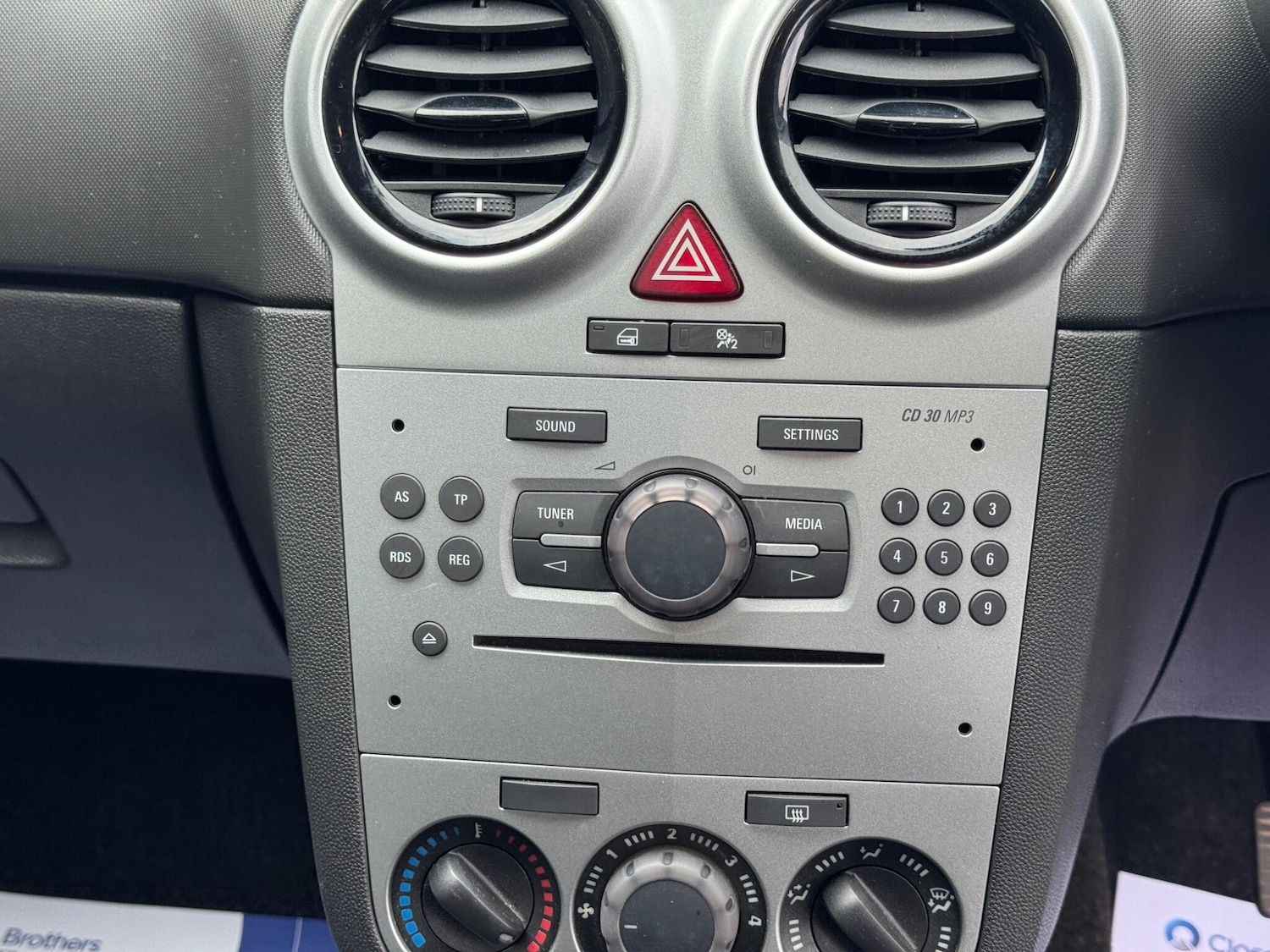 Used Vauxhall Corsa 2013 for sale - 77737652: Photo 29