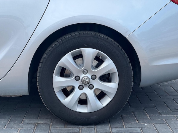 Used Vauxhall Astra 2015 for sale - 75492429: Photo 11