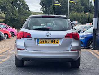 Used Vauxhall Astra 2015 for sale - 75492429: Photo