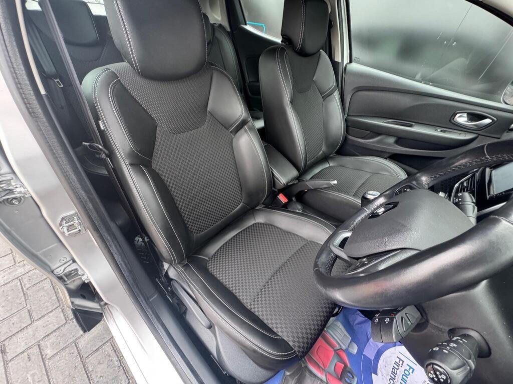 Used Renault Clio 2018 for sale - 76389278: Photo 19