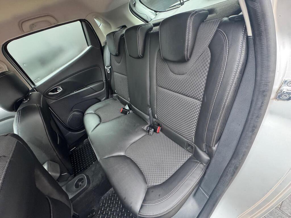 Used Renault Clio 2018 for sale - 76389278: Photo 25