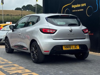 Used Renault Clio 2018 for sale - 76389278: Photo
