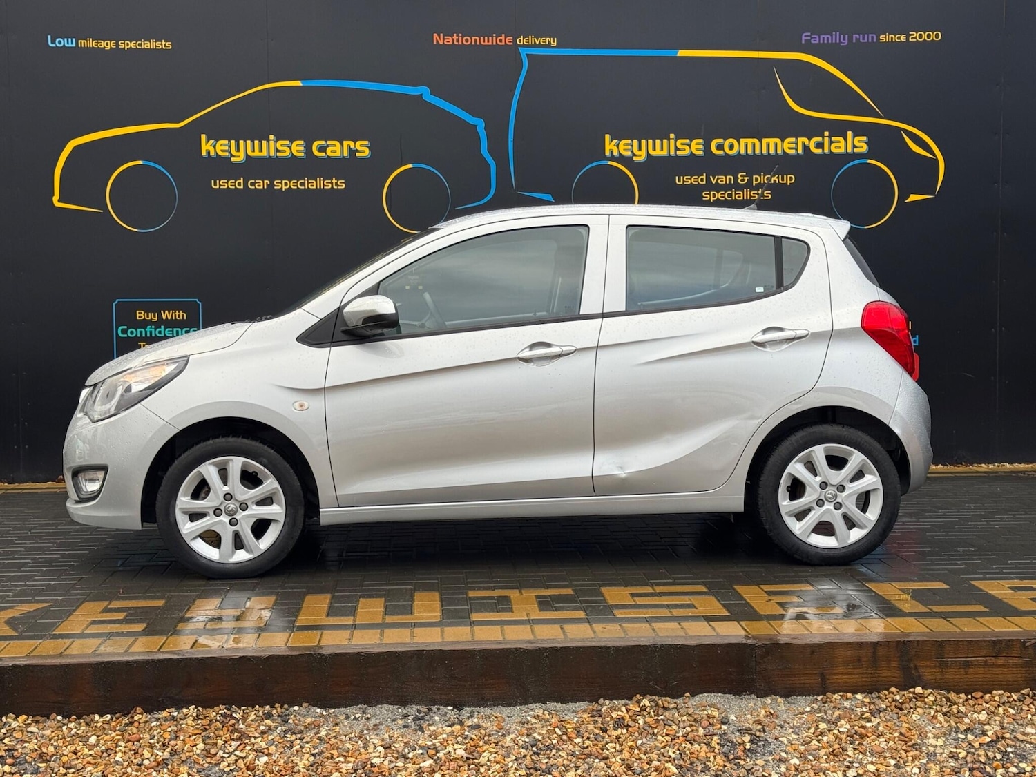 Used Vauxhall Viva 2015 for sale - 77386478: Photo 2