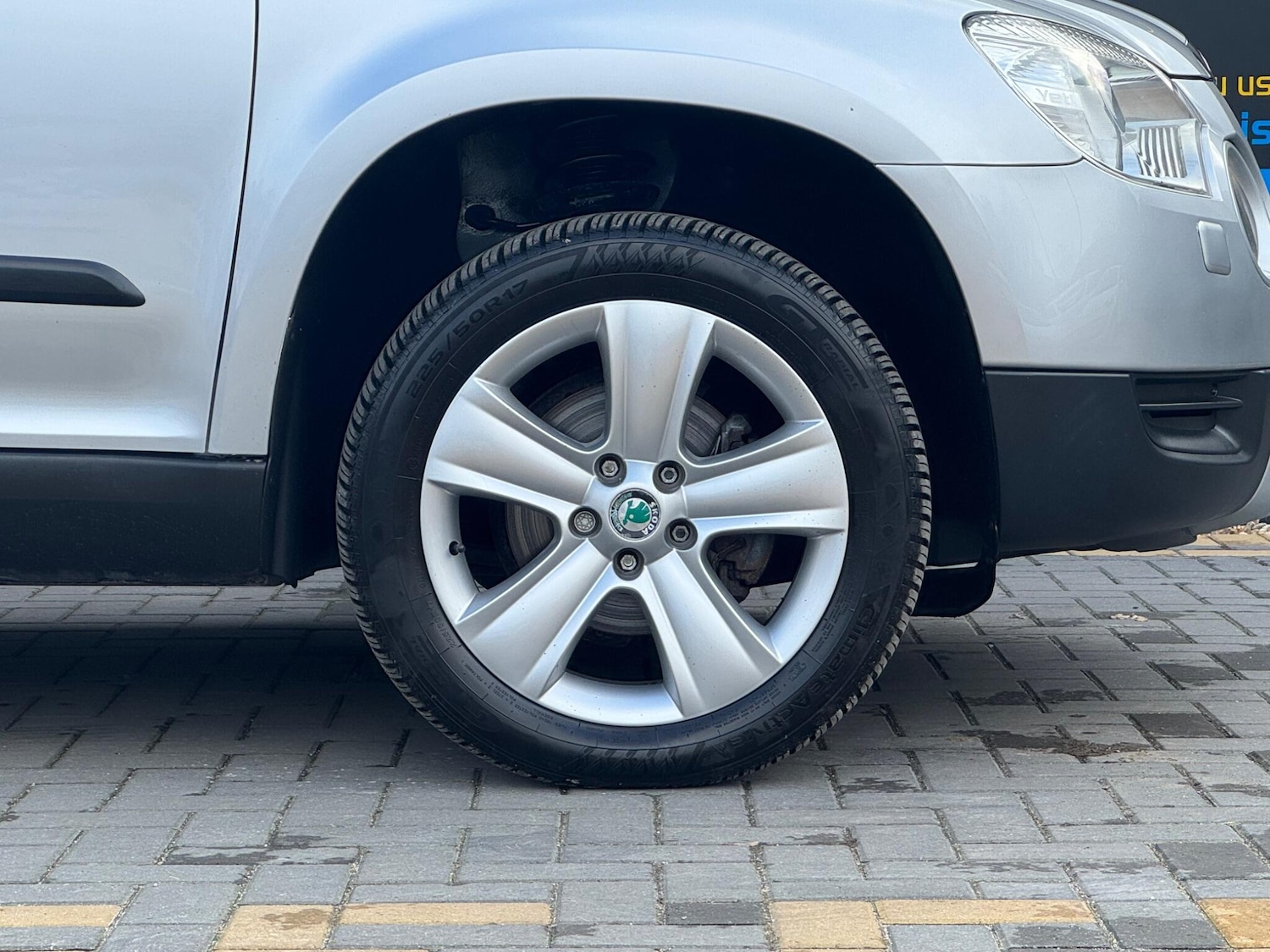 Used Skoda Yeti 2013 for sale - 77738372: Photo 13