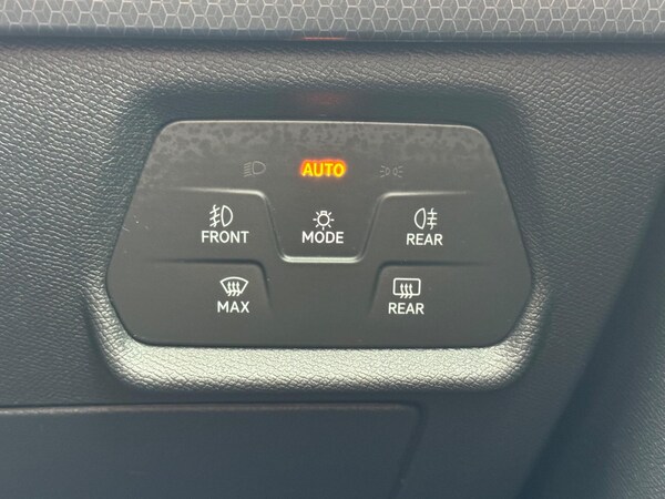 Used SEAT Leon 2021 for sale - 75809572: Photo 38