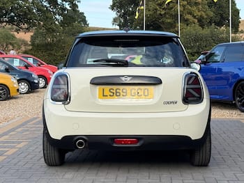 Used MINI Hatch 2019 for sale - 79621476: Photo