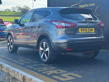 Used Nissan Qashqai 2016 for sale - 77695632: Photo