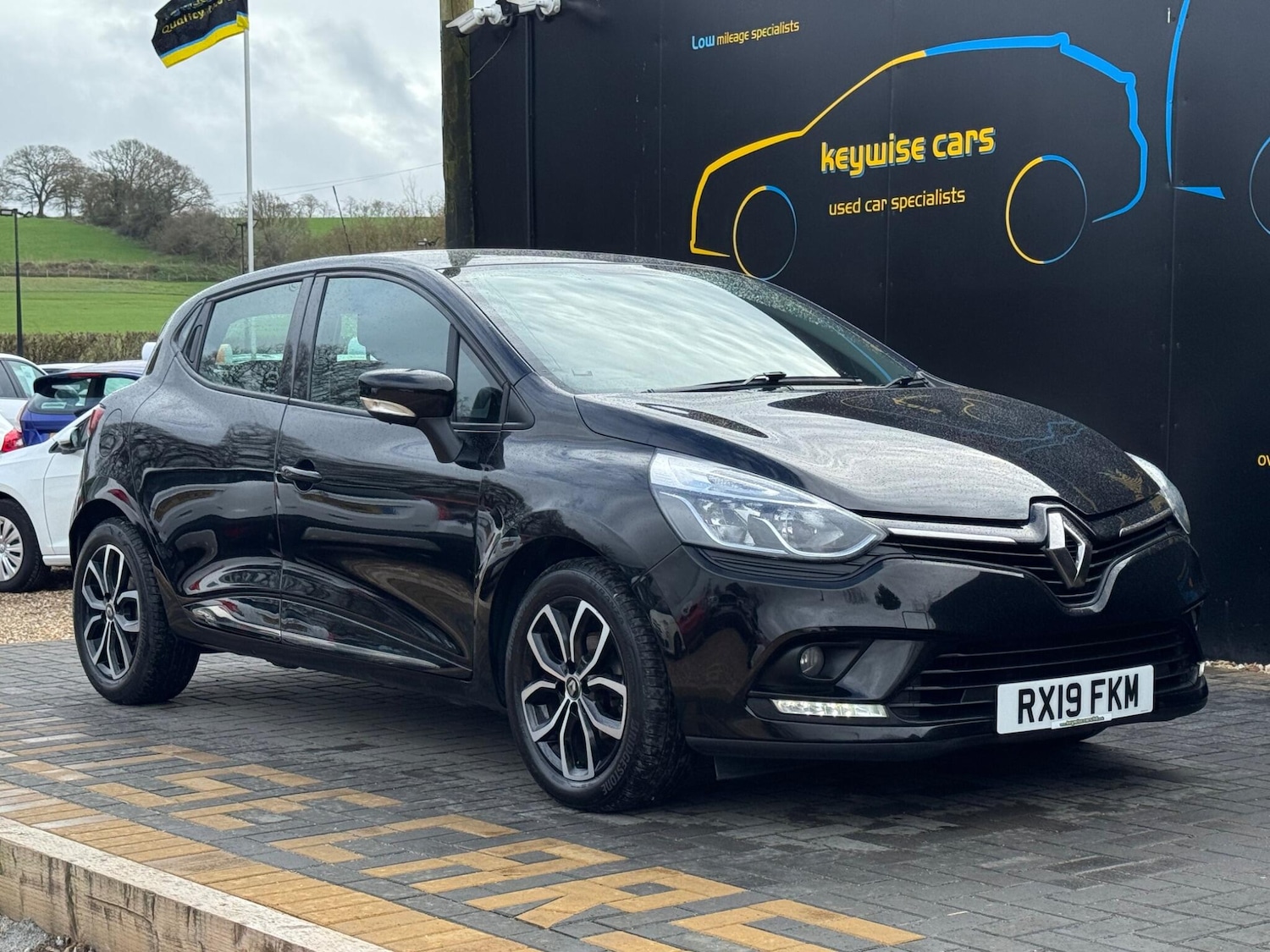 Used Renault Clio for sale - 77854035: Photo 9