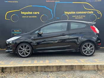 Used Ford Fiesta 2016 for sale - 78232047: Photo