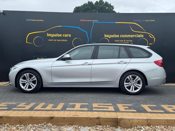 Used BMW 3 Series 2018 for sale - 76337258: Photo 2