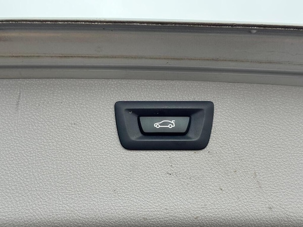 Used BMW 3 Series 2018 for sale - 76337258: Photo 36