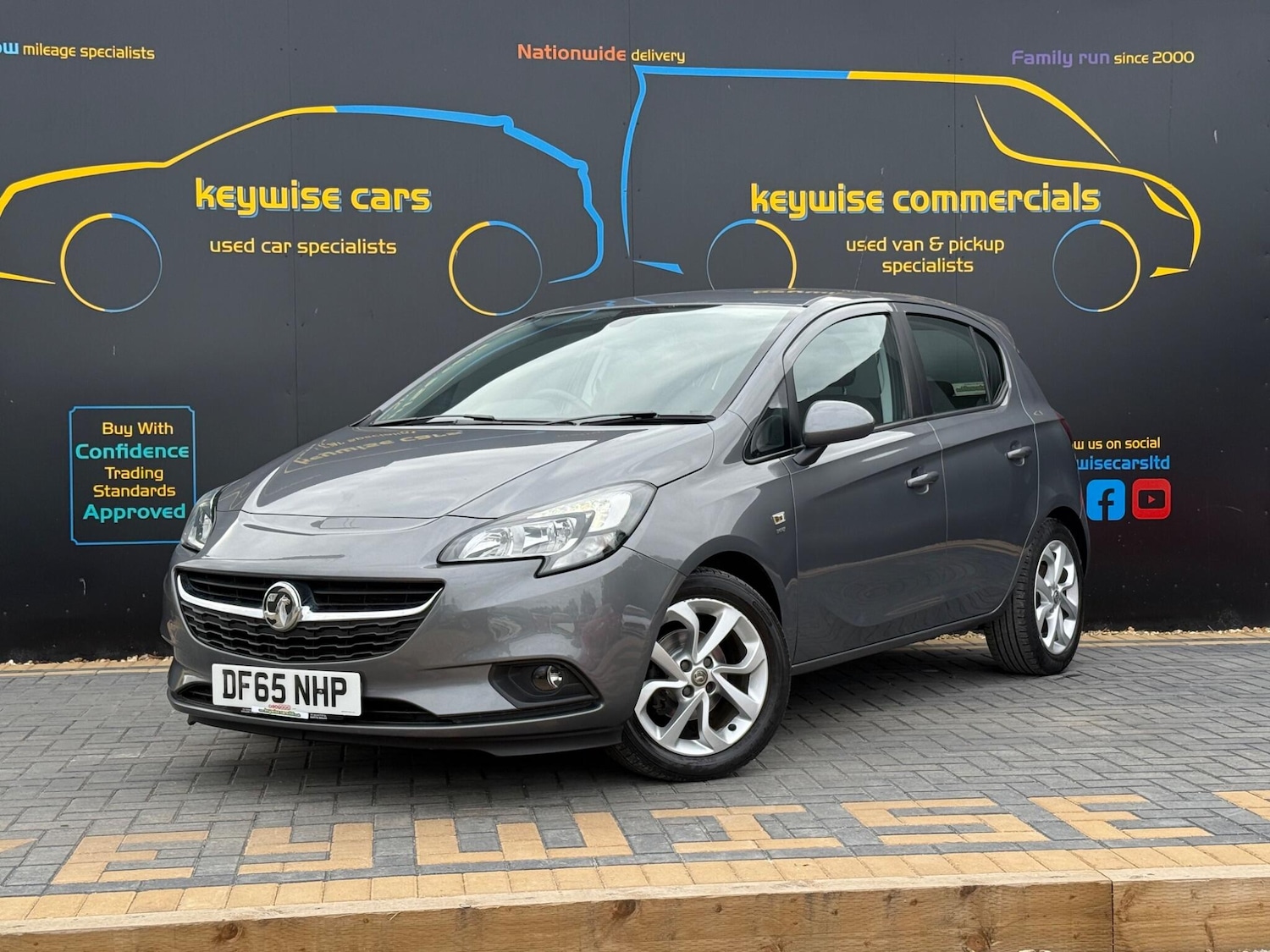 Used Vauxhall Corsa 2015 for sale - 76306819: Photo 1
