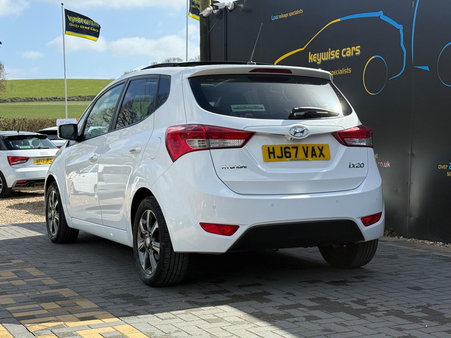 Used Hyundai Ix20 2017 for sale - 78073028: Photo 3