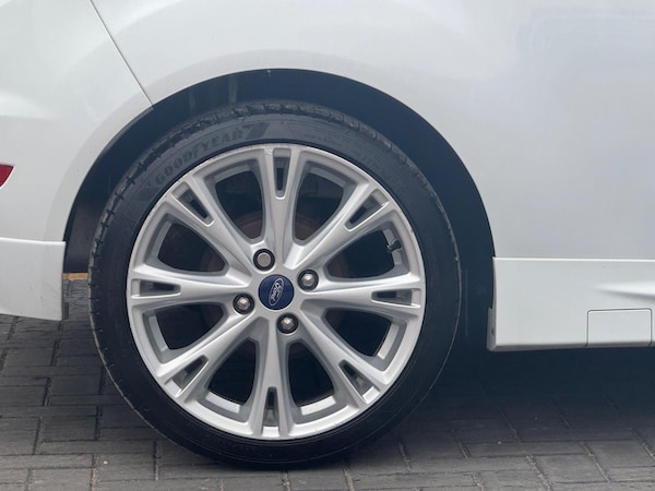 Used Ford Fiesta 2016 for sale - 75622633: Photo 10