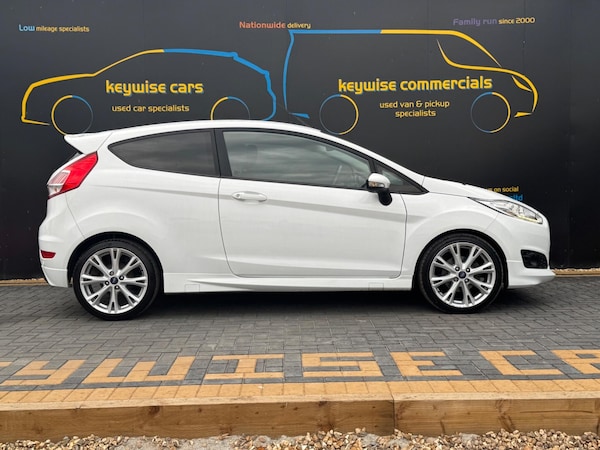 Used Ford Fiesta 2016 for sale - 75622633: Photo 6