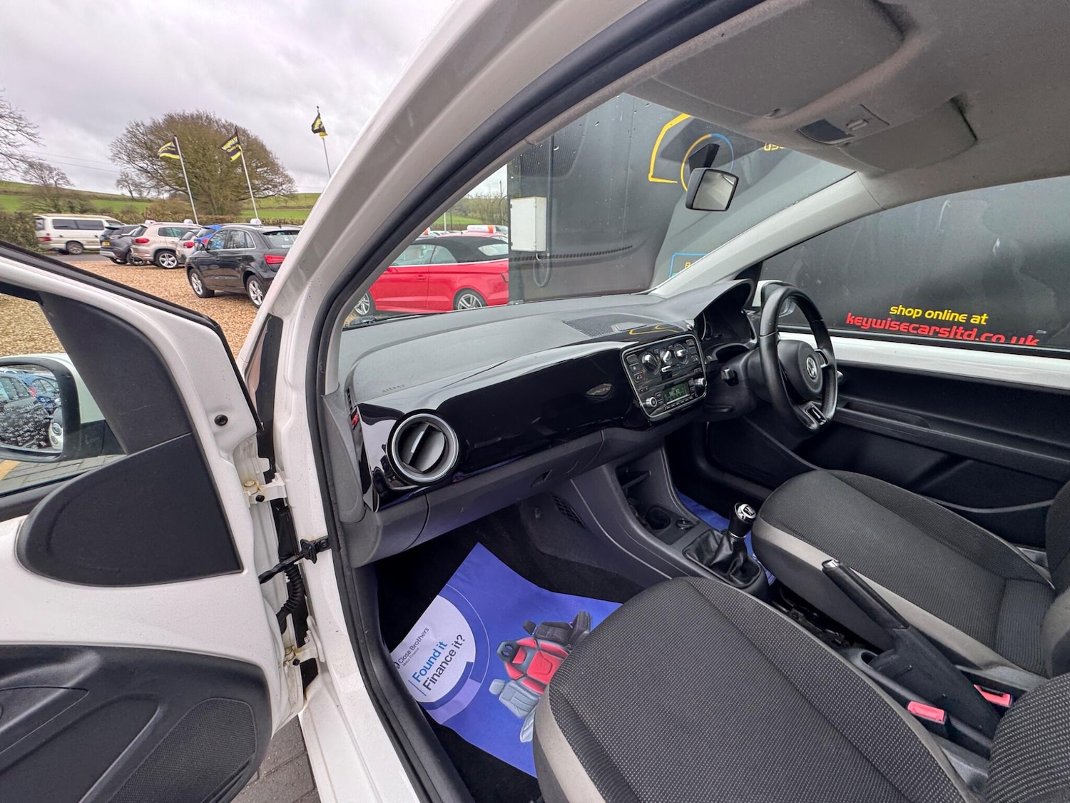 Used Volkswagen up! 2012 for sale - 77495848: Photo 22