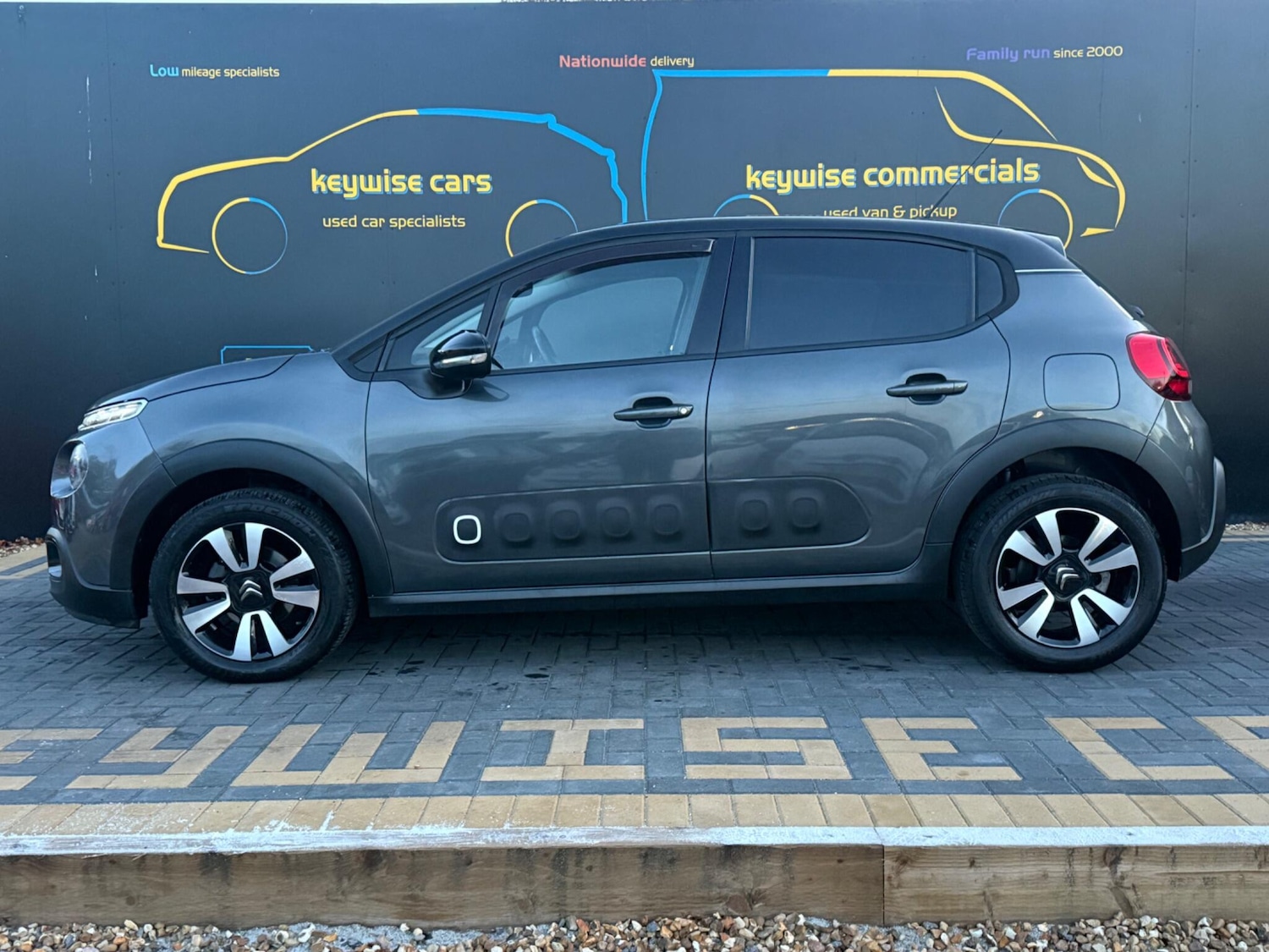 Used Citroen C3 2017 for sale - 76658538: Photo 2