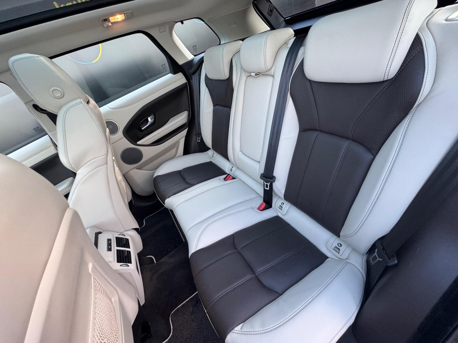 Used Land Rover Range Rover Evoque 2017 for sale - 76522438: Photo 25