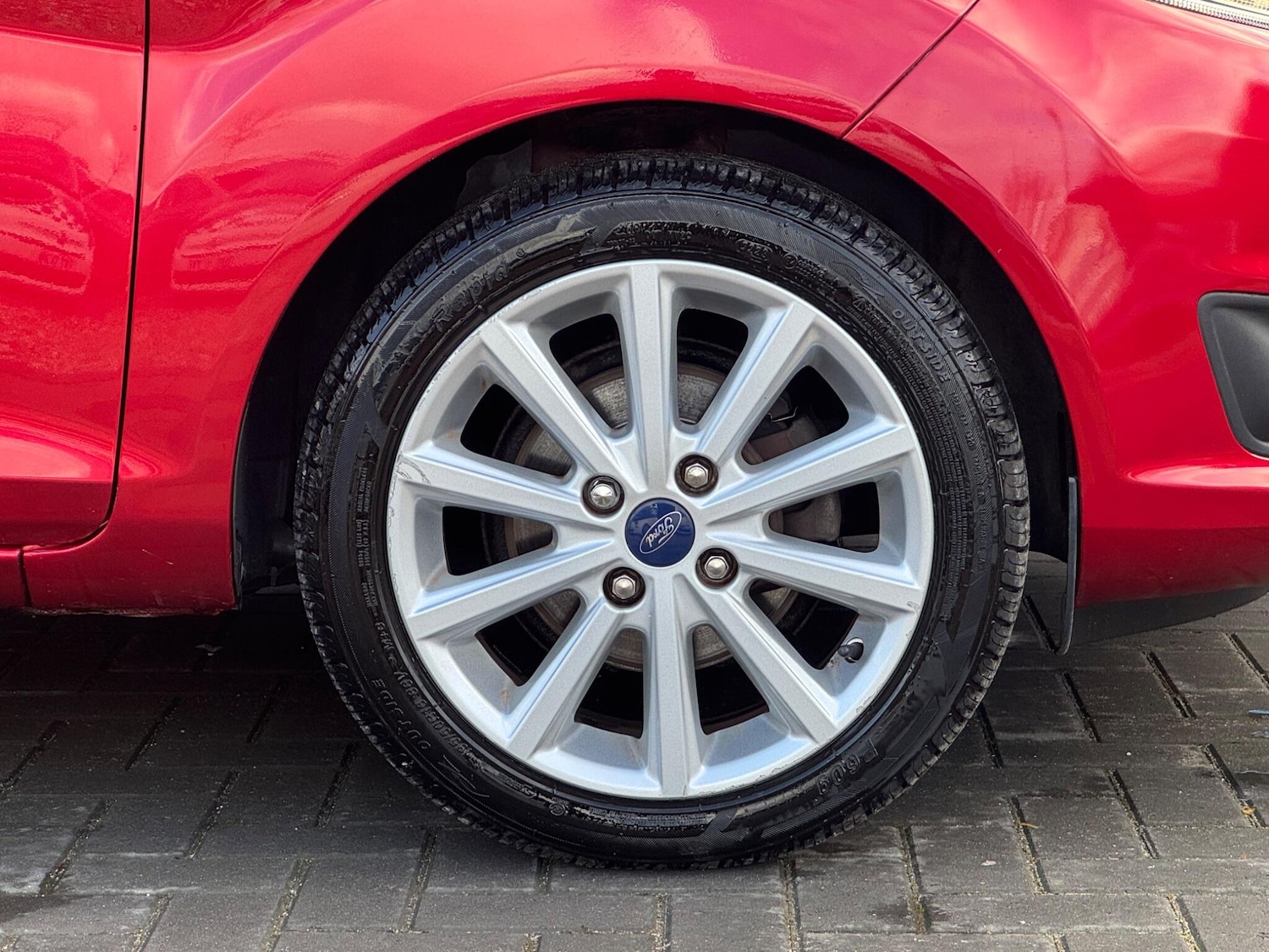 Used Ford Fiesta 2017 for sale - 78019590: Photo 9