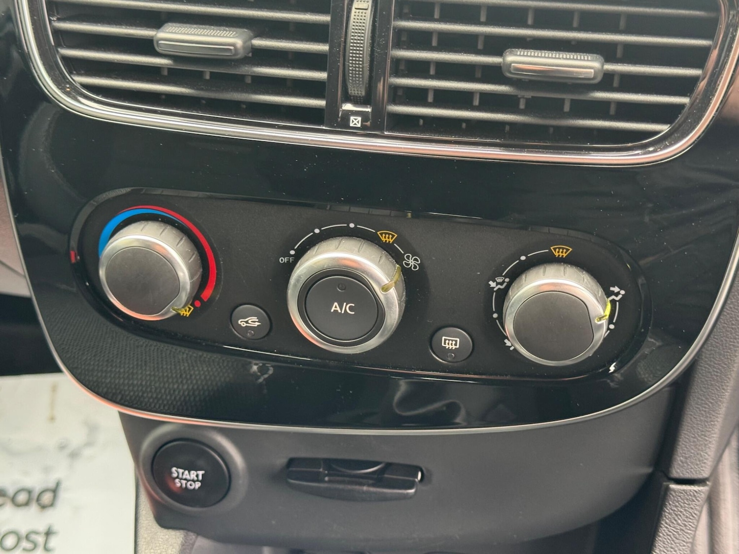 Used Renault Clio for sale - 77290586: Photo 34