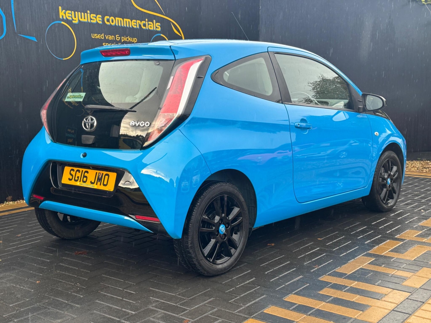 Used Toyota AYGO 2016 for sale - 76371755: Photo 9