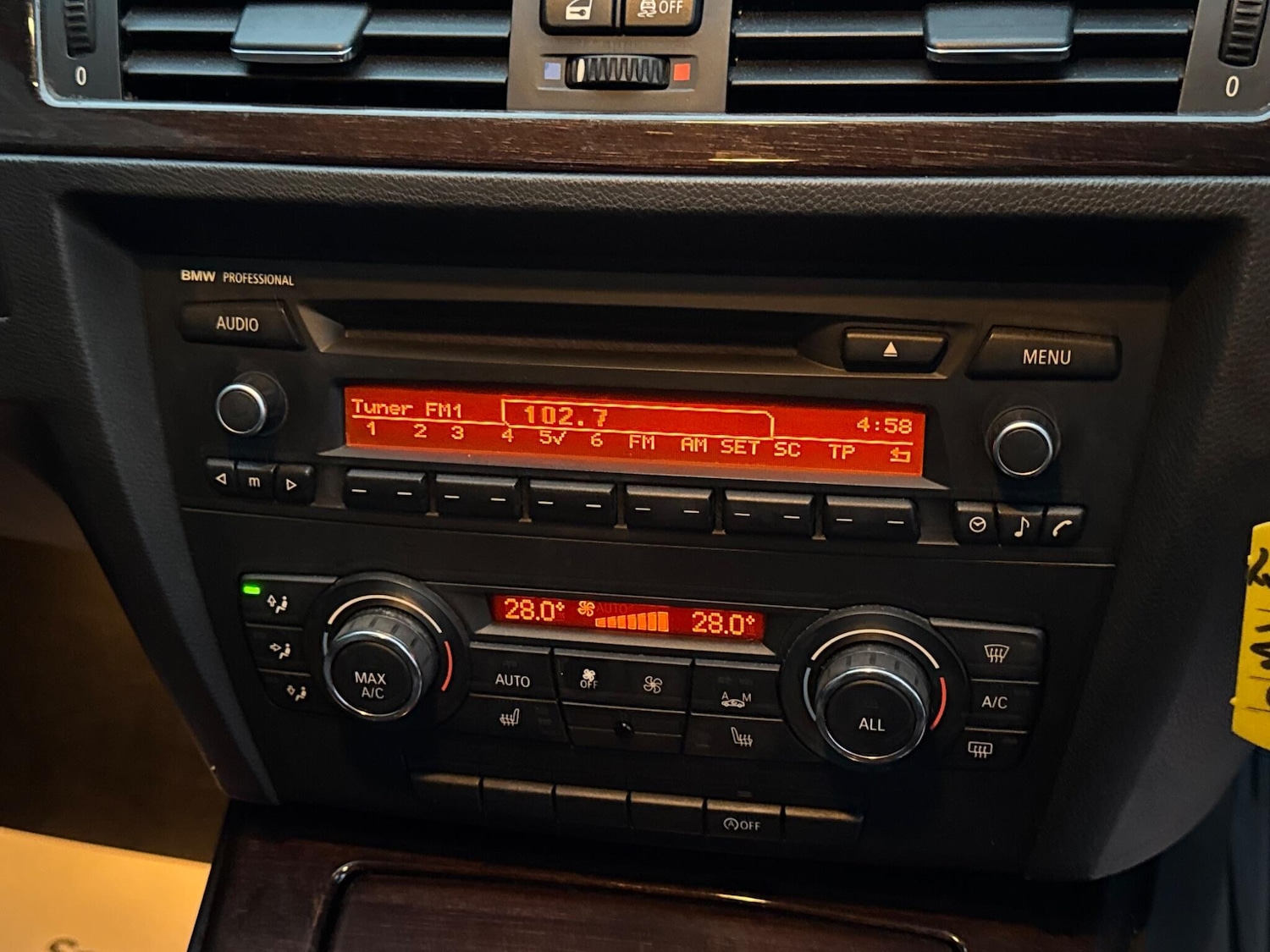 Used BMW 3 Series 2012 for sale - 77040826: Photo 29