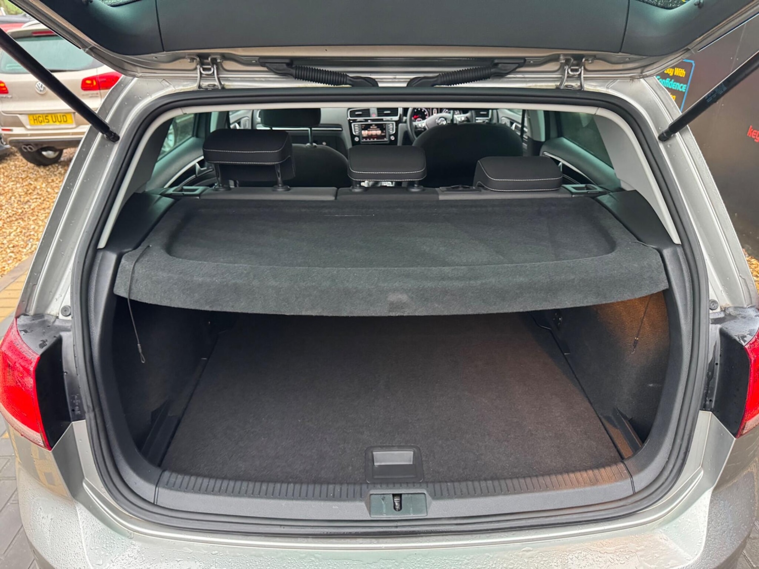 Used Volkswagen Golf 2016 for sale - 77331067: Photo 21