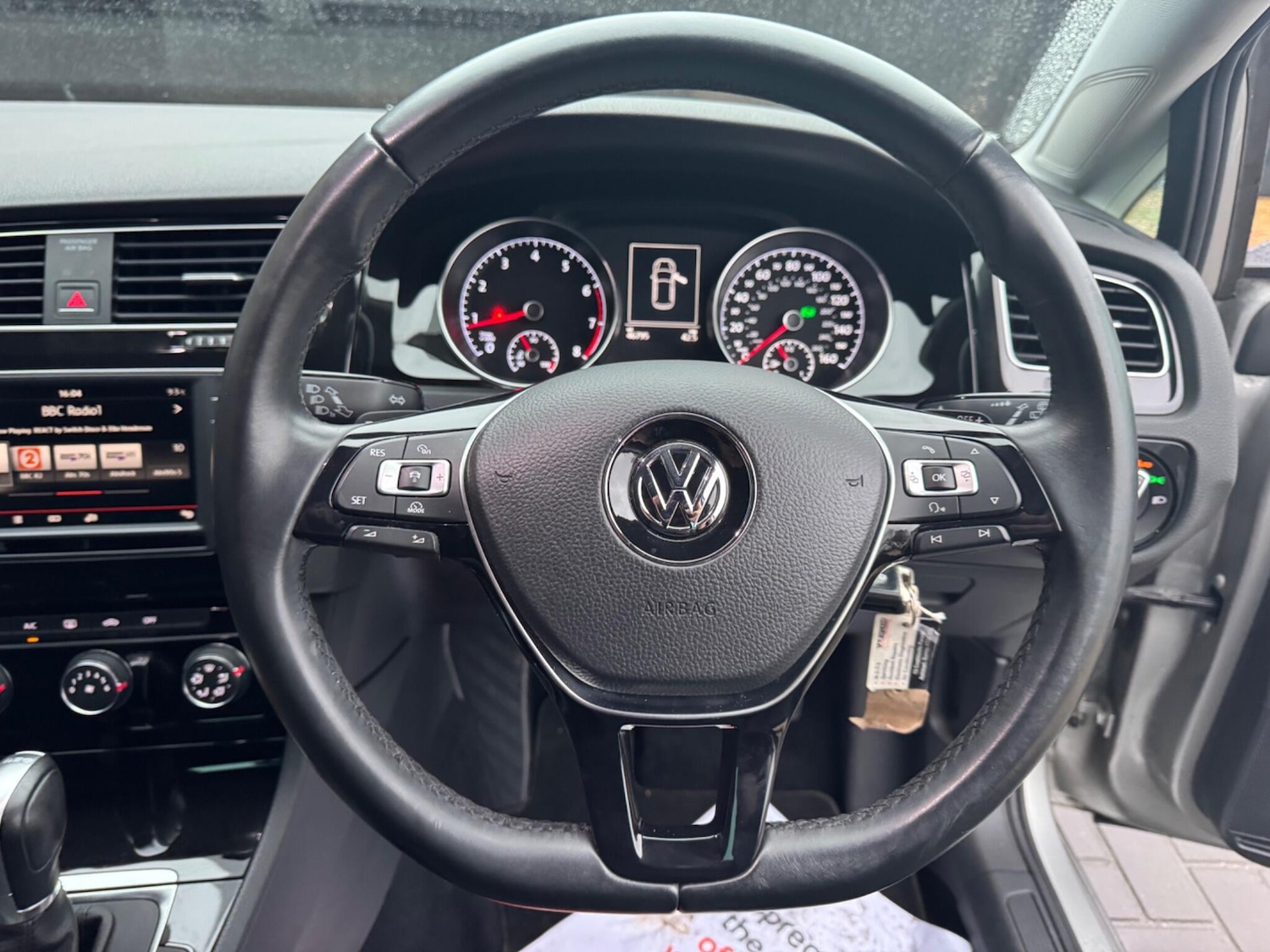 Used Volkswagen Golf 2016 for sale - 77331067: Photo 22