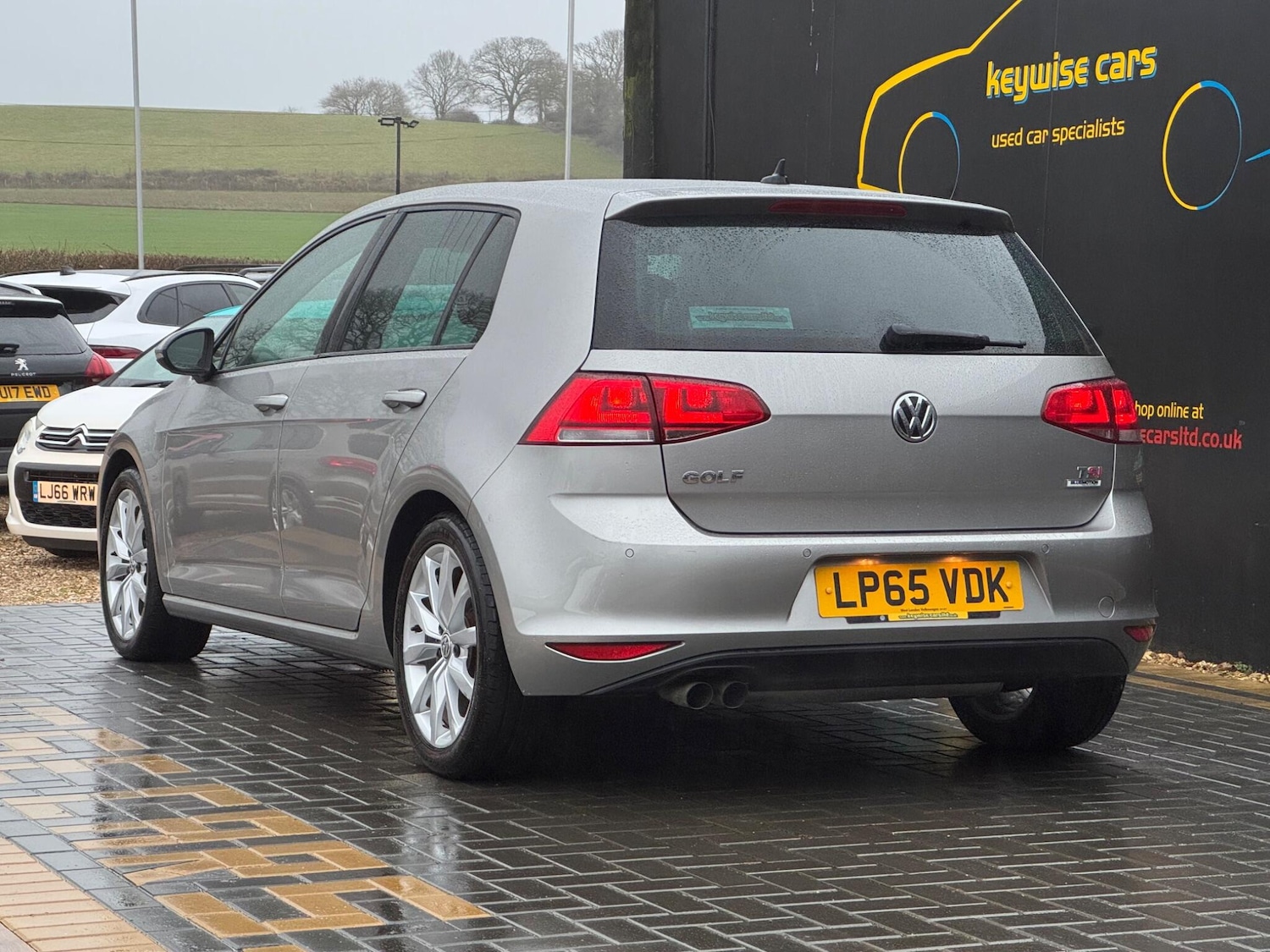 Used Volkswagen Golf 2016 for sale - 77331067: Photo 3