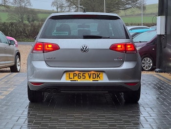 Used Volkswagen Golf 2016 for sale - 77331067: Photo