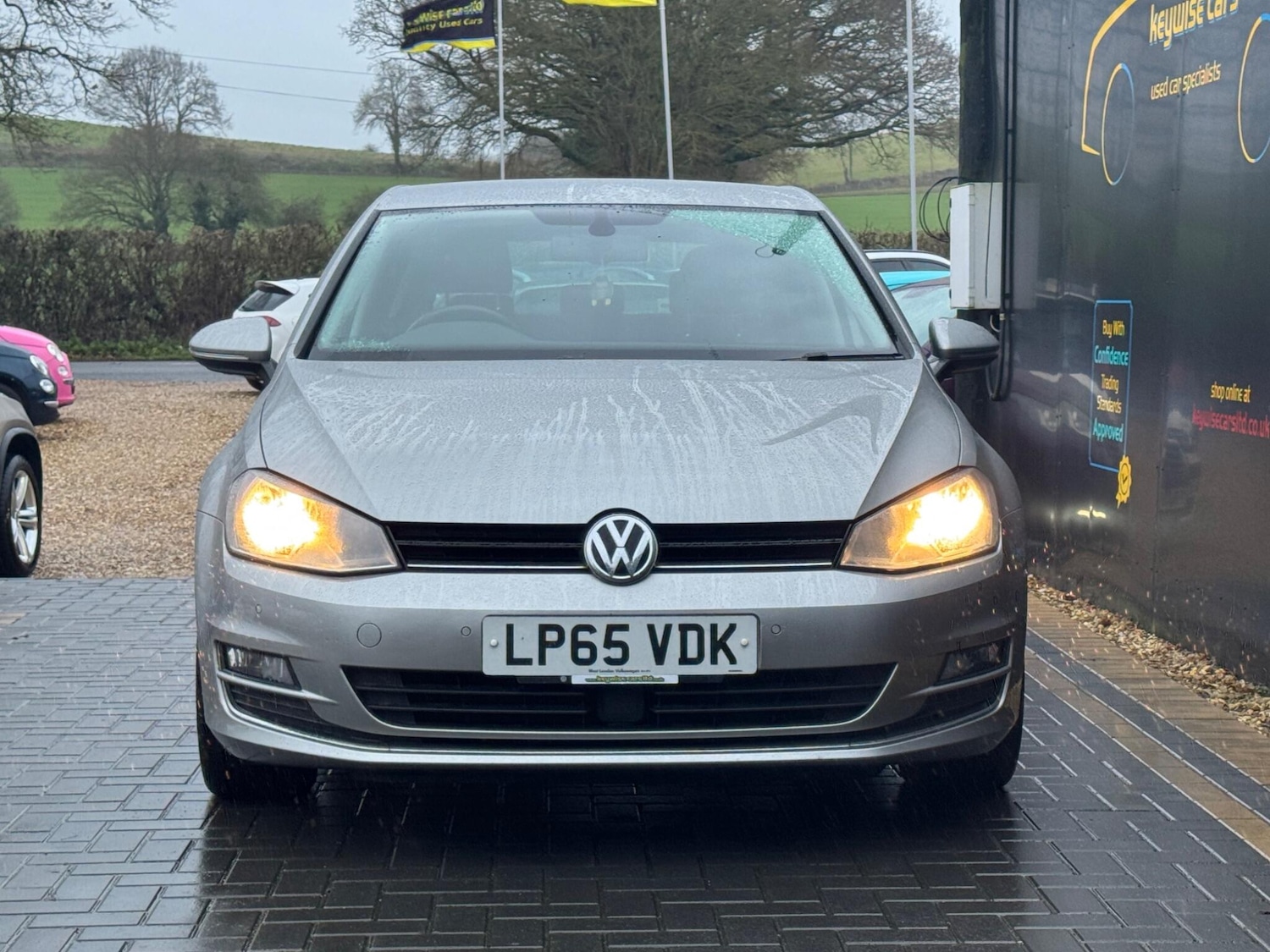 Used Volkswagen Golf 2016 for sale - 77331067: Photo 8