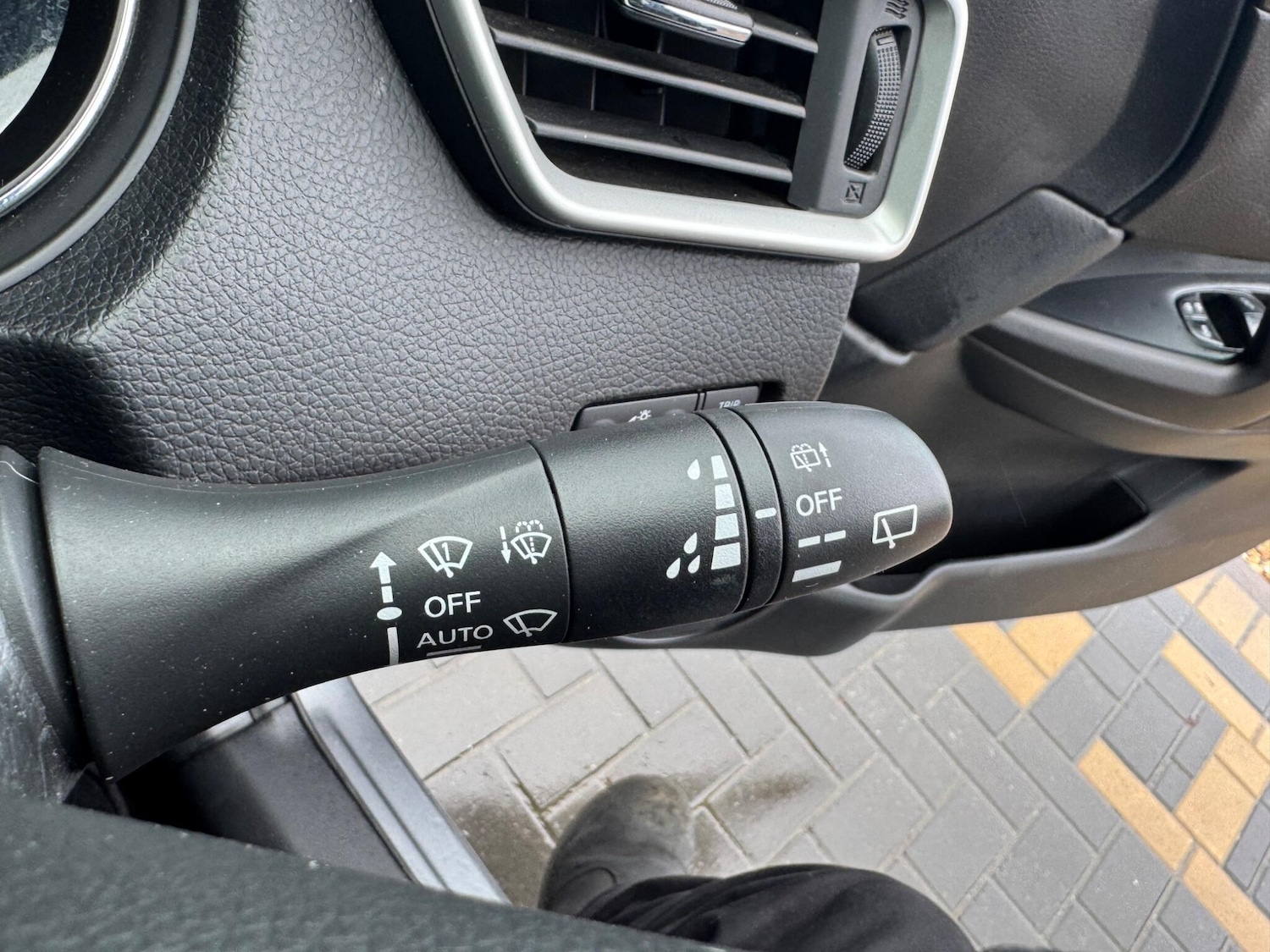 Used Nissan Qashqai 2015 for sale - 77468302: Photo 25