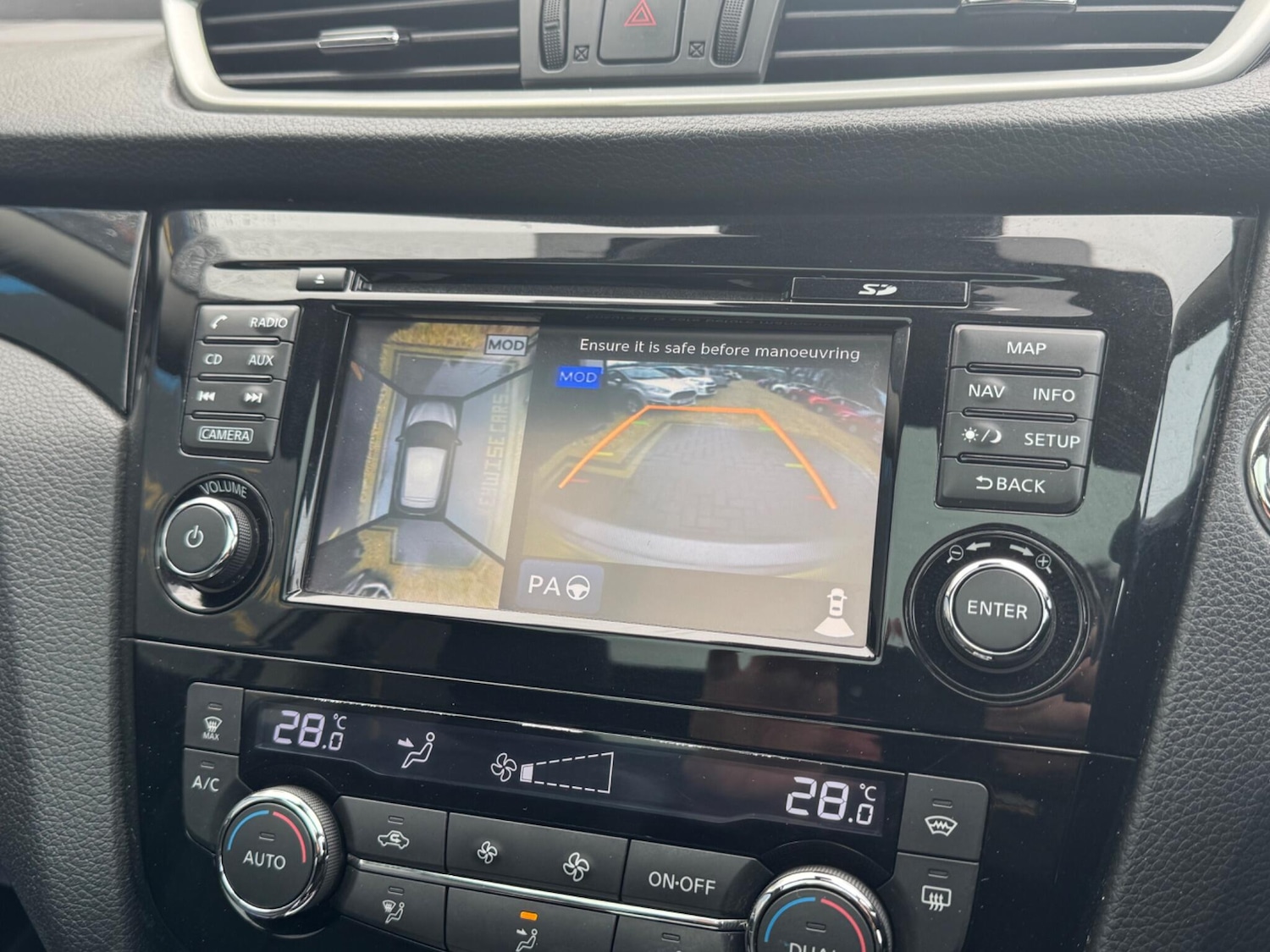 Used Nissan Qashqai 2015 for sale - 77468302: Photo 28