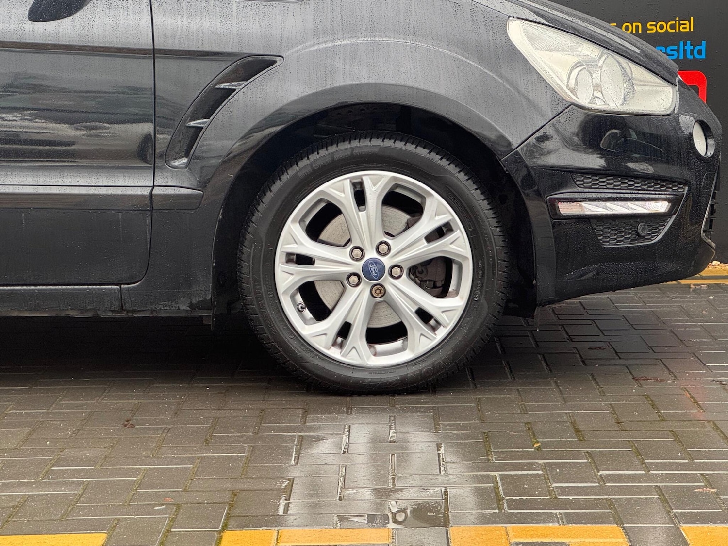 Used Ford S-Max 2015 for sale - 77278546: Photo 16