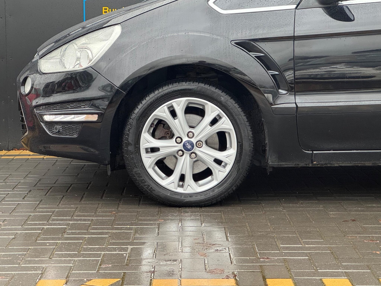 Used Ford S-Max 2015 for sale - 77278546: Photo 6