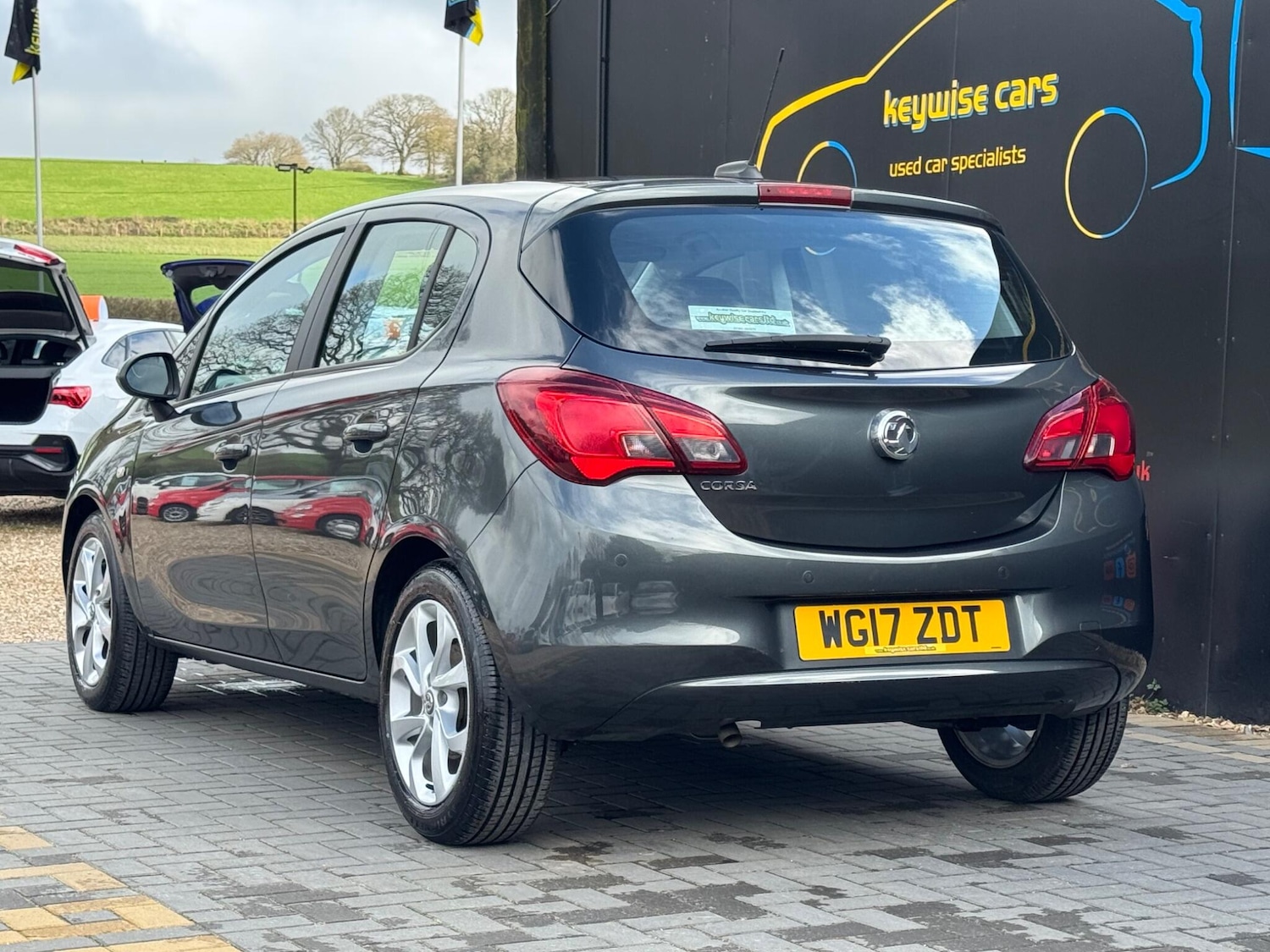 Used Vauxhall Corsa for sale - 77925540: Photo 3